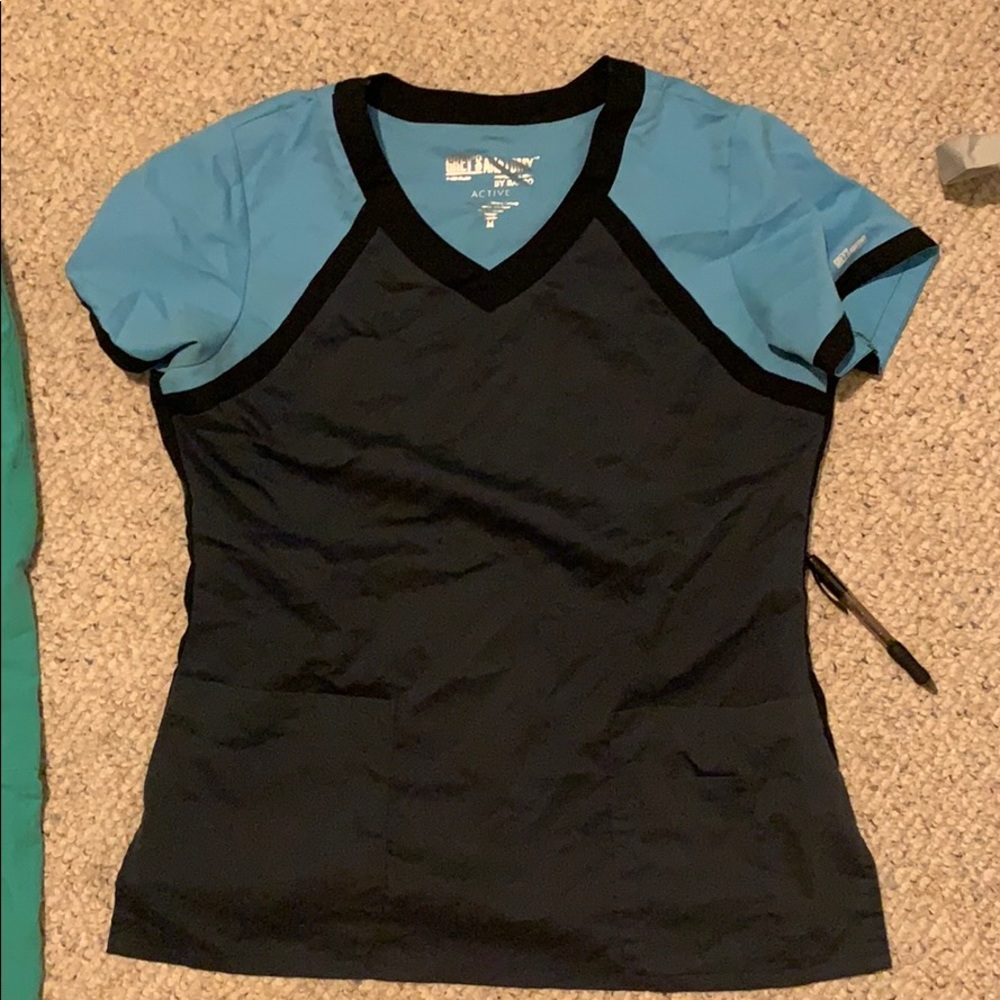 Greys anatomy active scrub top